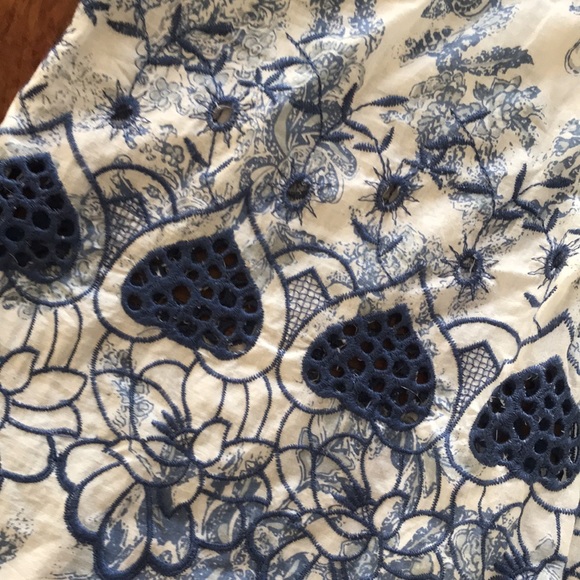 Soft Surroundings Embroidery Tunic Top size M/L - Picture 3 of 6